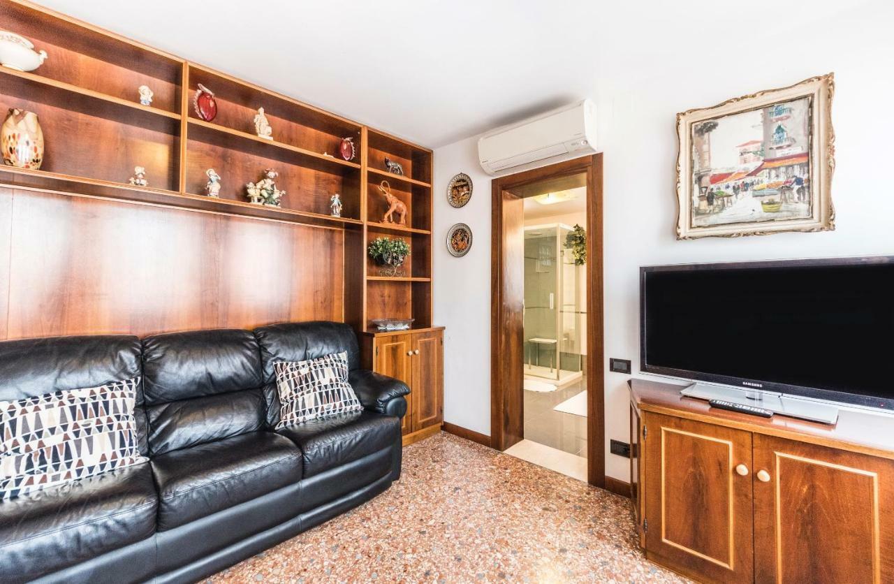 Ca' Delfina Holiday Home Velence Kültér fotó
