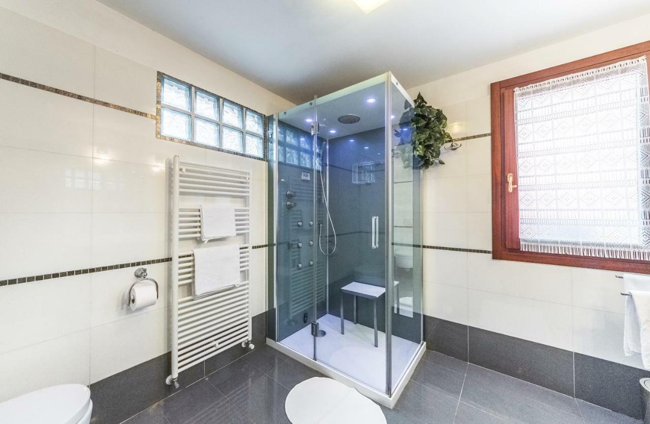 Ca' Delfina Holiday Home Velence Kültér fotó
